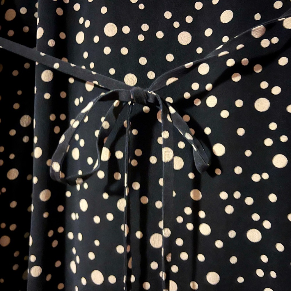 Robbie Bee Below Knee Length Lightweight Dress | 8